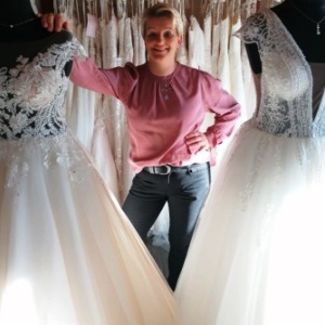 Susanne Lippmann-Inhaberin Brautstudio Susanne L. in Brüheim Susanne Lippmann-Inhaberin Brautstudio Susanne L. in Brüheim